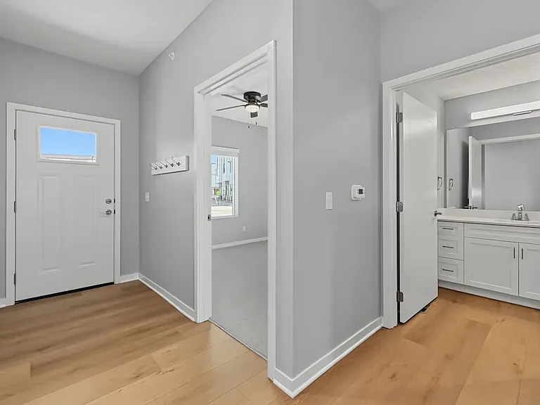 1845 Callaway Ln — Photo 11