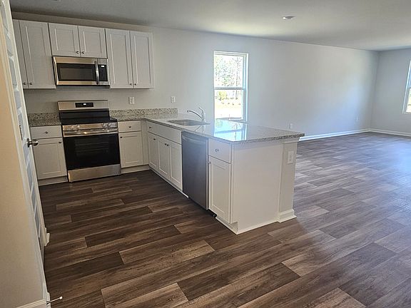 5th image of 337 Sweet Vernal St