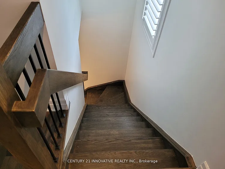 70 Plains Rd W #38 — Photo 8