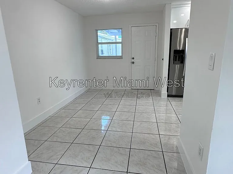 1864 NW 27th St #1 — Photo 12