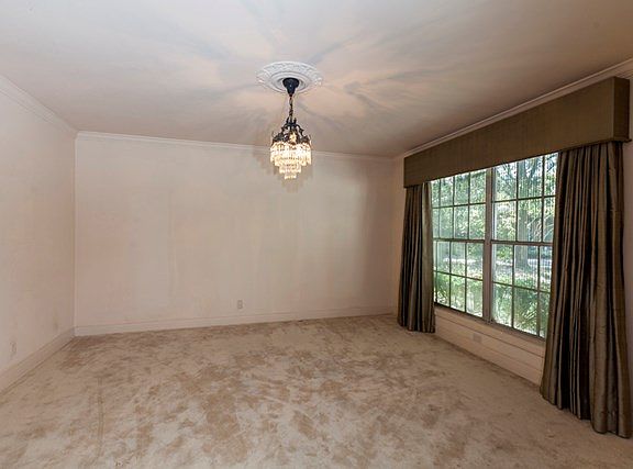 4th image of 1220 Sandwood Ln