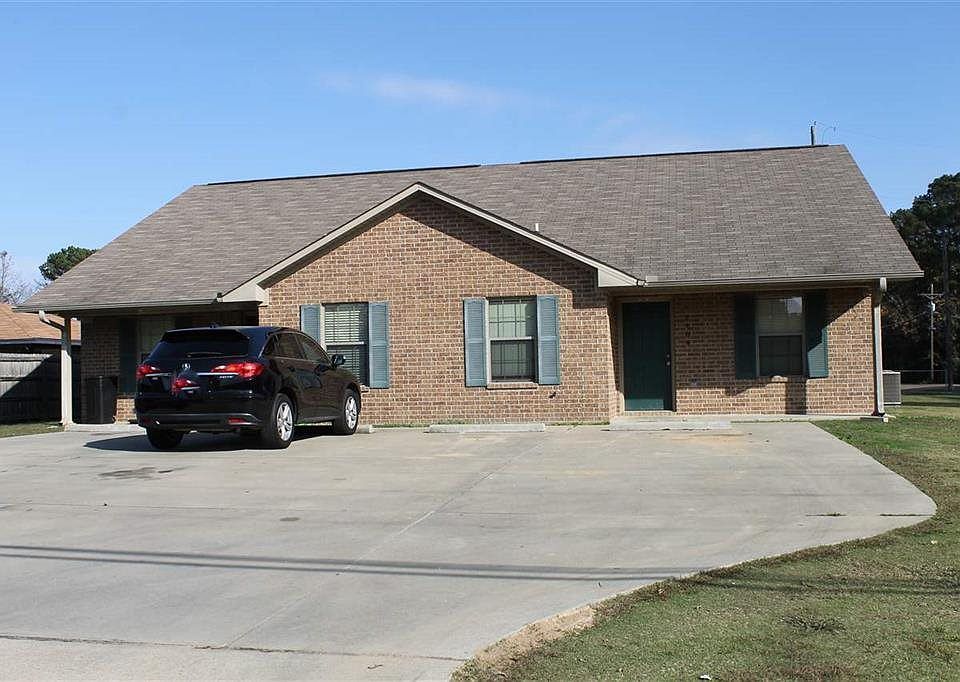 1st image of 2404-2406 Woodland Dr