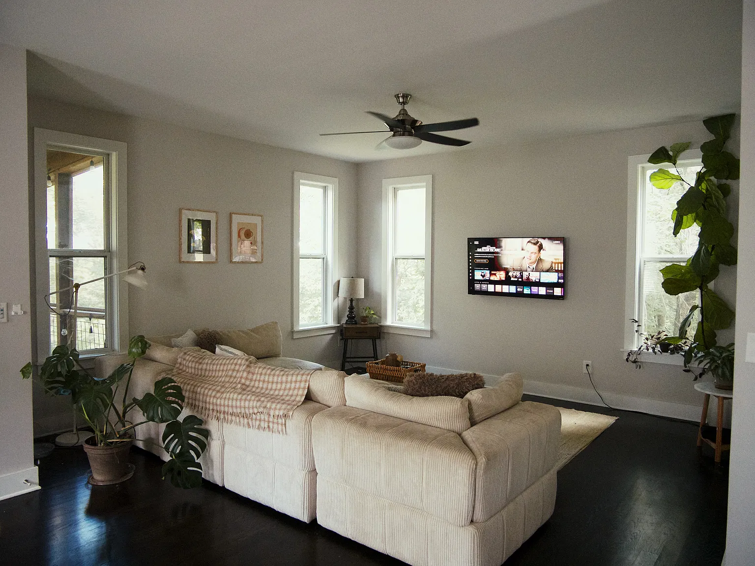 3 bed, 2.5 bath, 1878 sqft, $4,300 — Photo 3