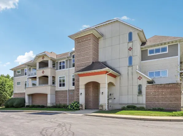 213 South Main STREET #305, Thiensville, WI 53092