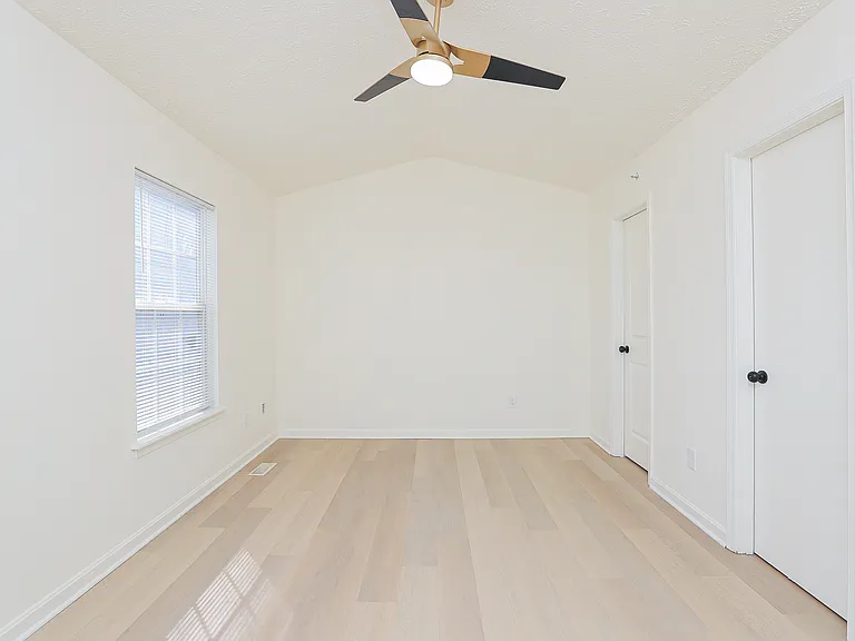 113 Heron Ct — Photo 13