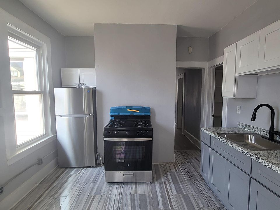 1st image of 904 S 20th St #1A
