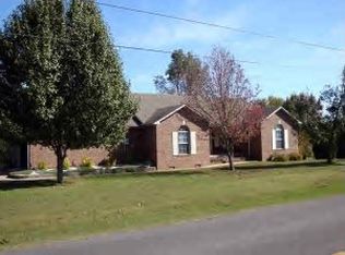 705 N Ray Rd, Clarksville, AR 72830