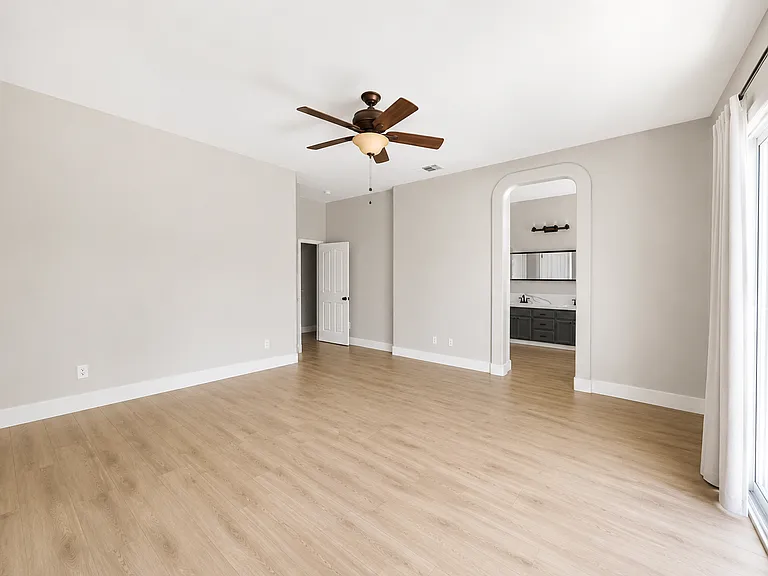 10163 Omeara Dr — Photo 34