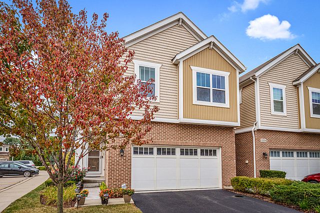 1st image of 2366 N Moseley Ct