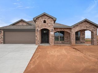 1207 E 32nd St, Wolfforth, TX 79382