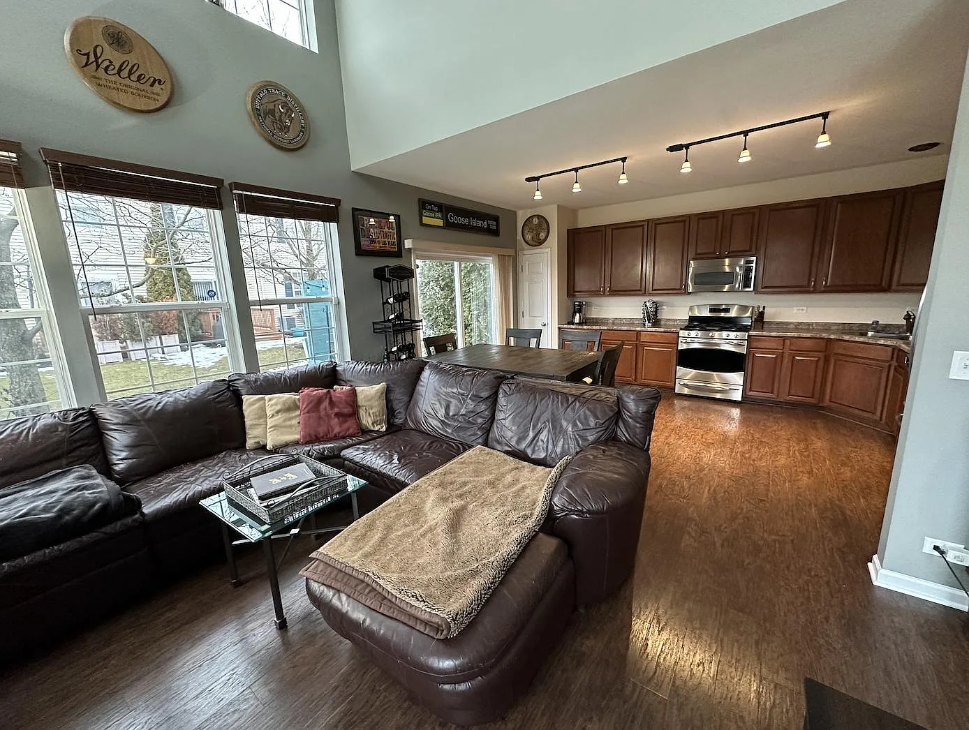 2 bed, 1582 sqft, $2,500 — Photo 4