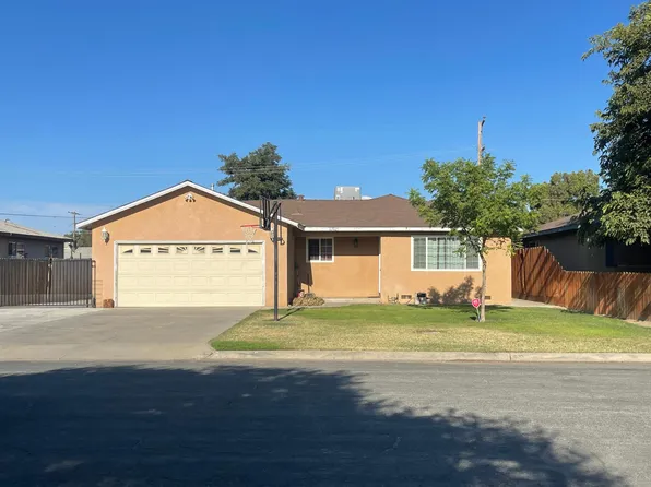 10805 Arbor Dr, Armona, CA 93202