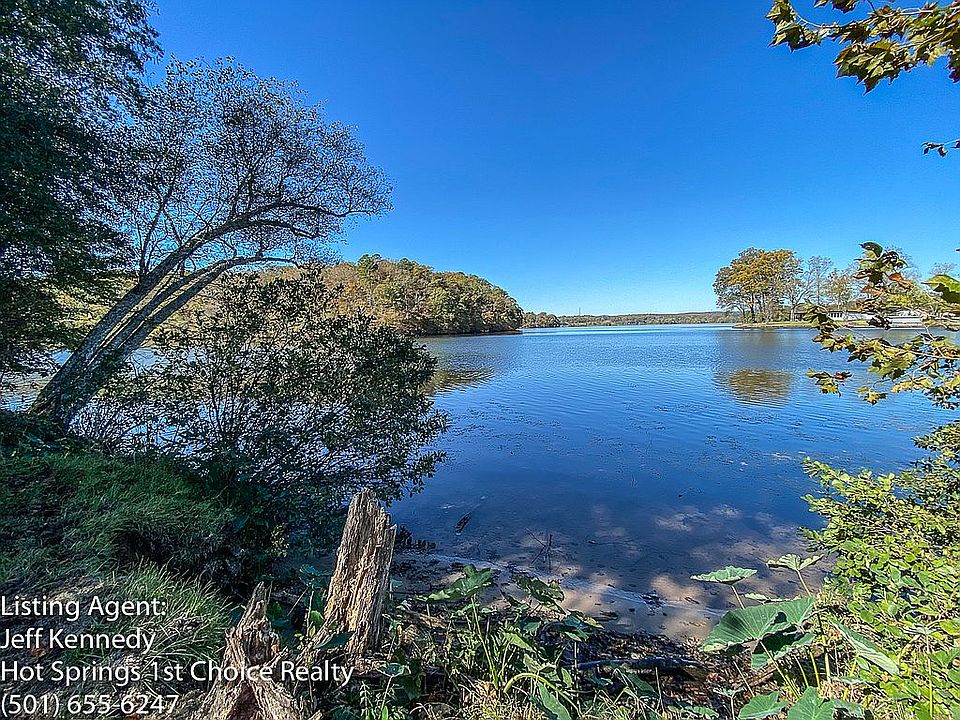 1st image of 225 Lost Lake Poin
