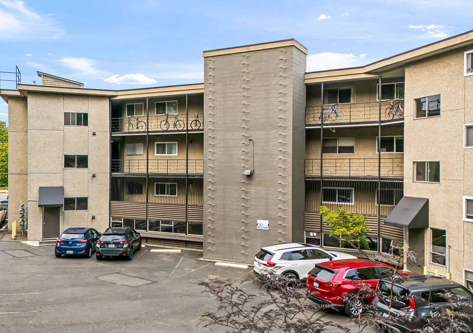 Gilmanor Apartments | A Premier Magnolia Community — Photo 2
