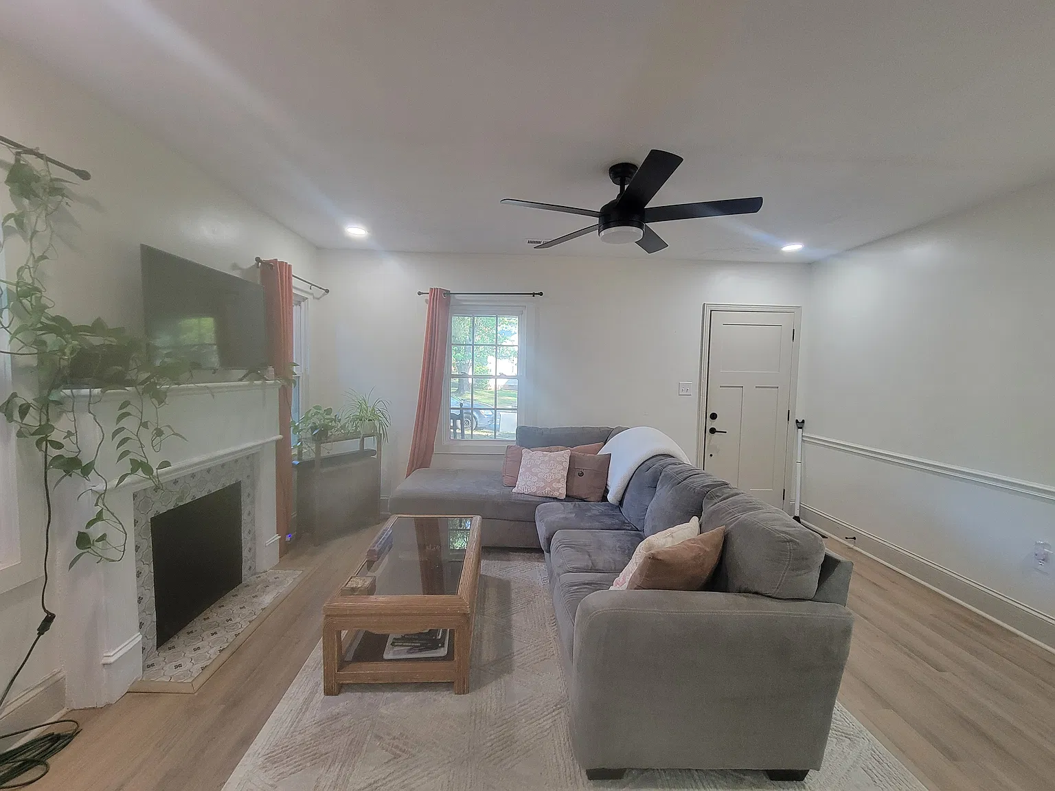 3 bed, 1270 sqft, $1,750 — Photo 4