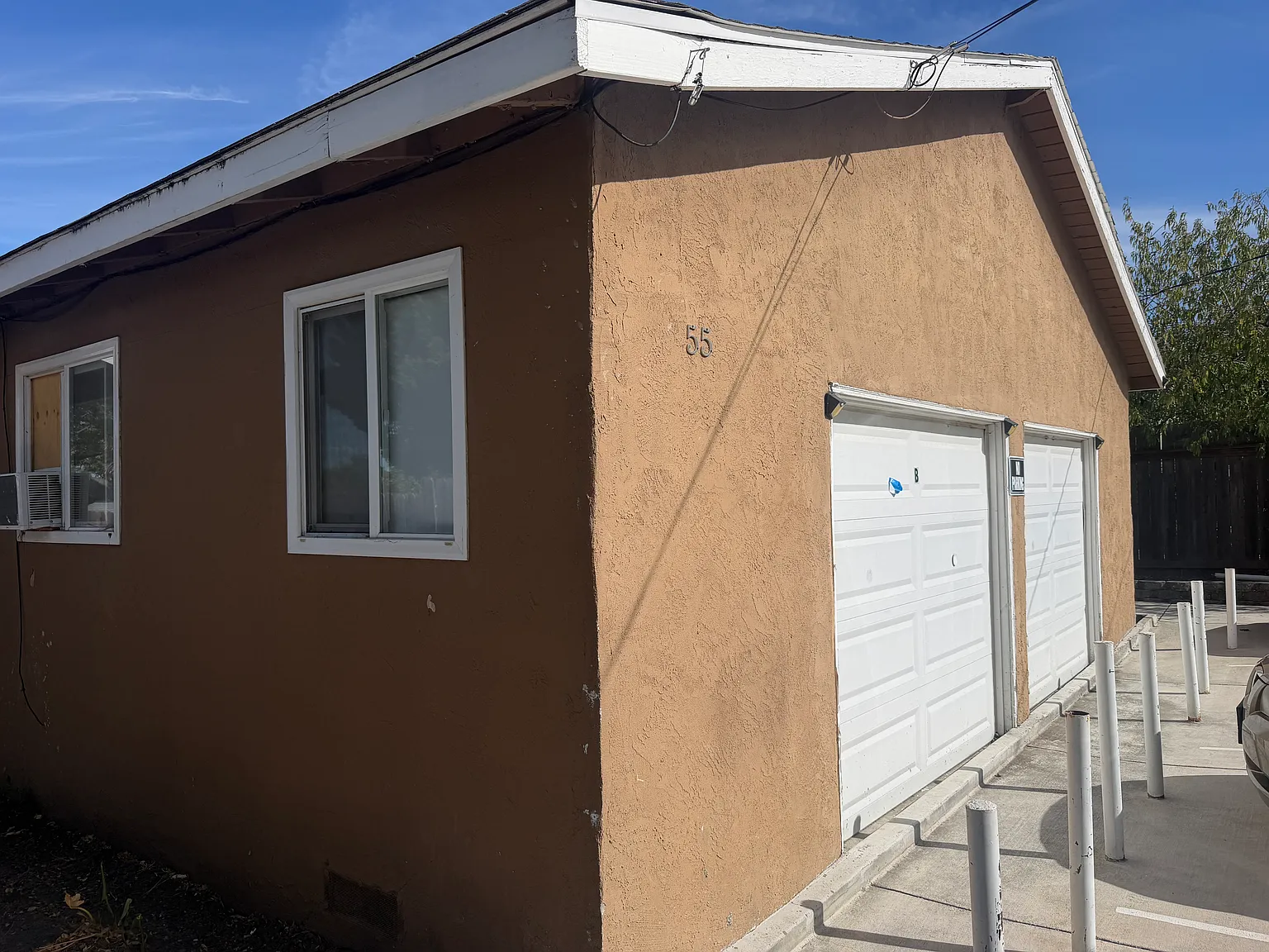 2 bed, 800 sqft, $2,550 — Photo 1