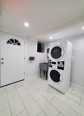 Rented by Evergreen Realty & Investments | media 17