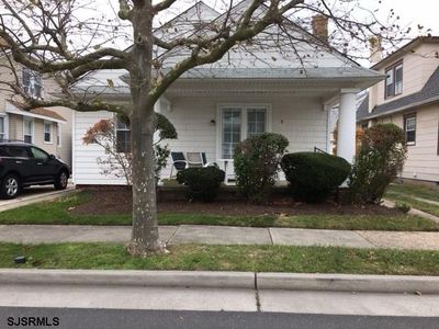 3 N Swarthmore Ave, Ventnor, NJ, 08406