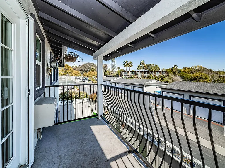 506 Canyon Dr #2 — Photo 12