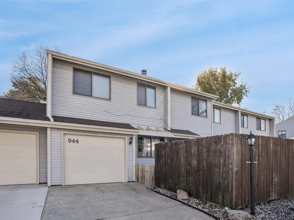 944 Sunburst Ln, Altoona, IA 50009