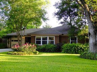 4920 Mimosa Dr, Bellaire, TX 77401