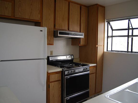 2nd image of 2402 Sunny Slope Dr #C12