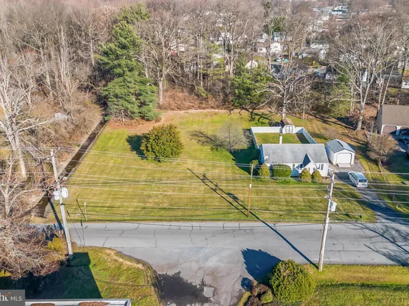 927 Old Harmony Rd, Newark, DE 19713