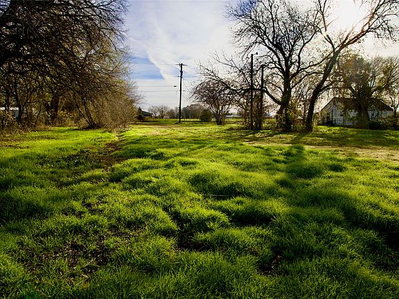 2nd image of 111 N Stadium Dr