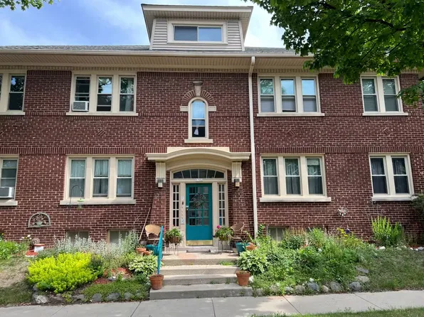 5702 W Galena St APT 1, Milwaukee, WI 53208