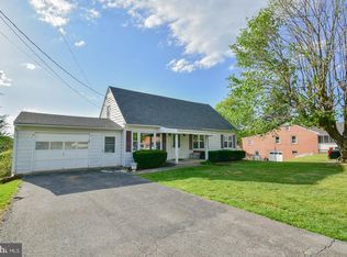 190 High St, Charles Town, WV