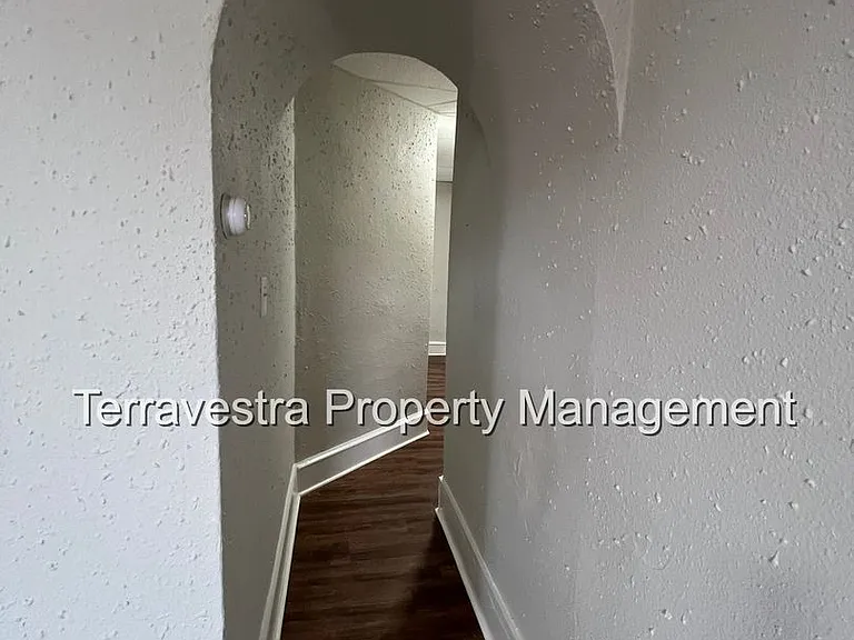 118 N 2nd Street — Photo 19