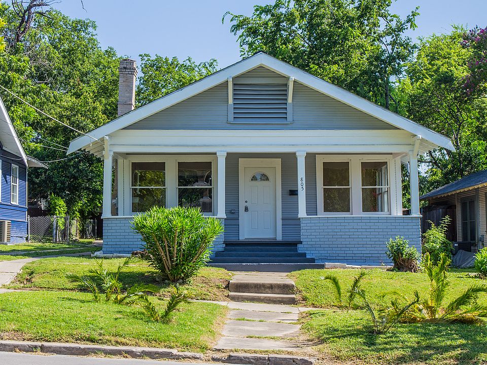 1st image of 805 W Mistletoe Ave