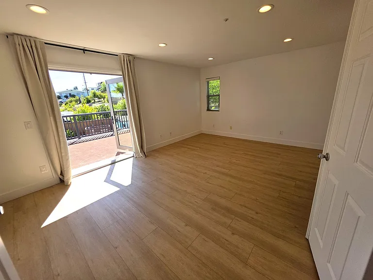 8531 Tyler St — Photo 21