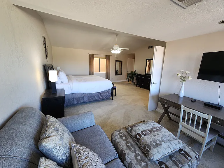 41786 W Woodhaven Dr — Photo 42
