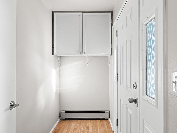 2nd image of 433 E 8th Ave