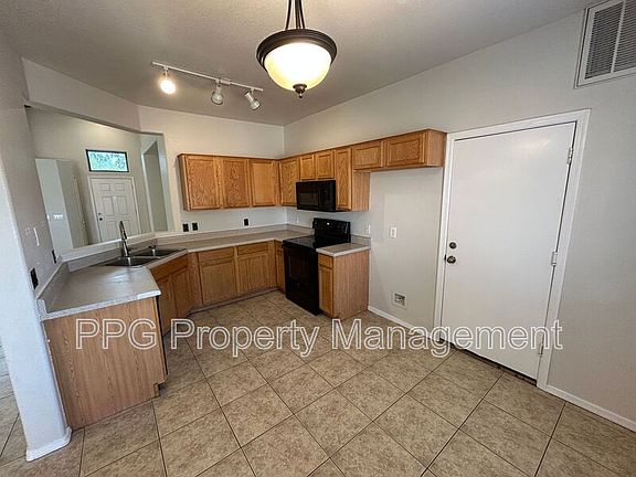 4th image of 3342 N 143rd Ln