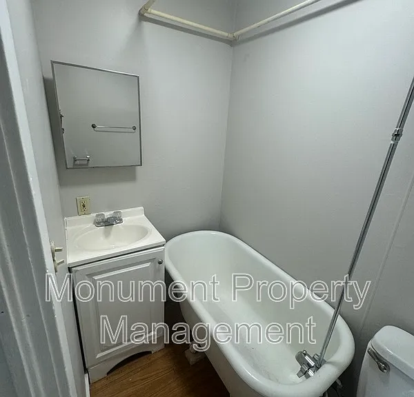 334 Clay St #5 — Photo 6