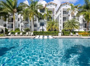 10X Addison Place, Naples, FL 34119