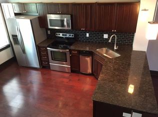 87 W Town St, Columbus, OH 43215