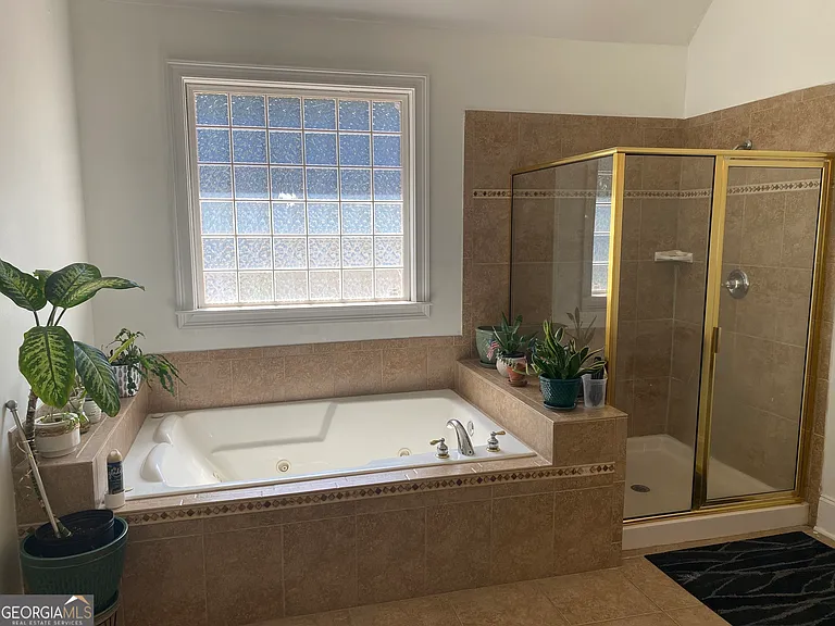 8067 Revere Dr — Photo 14