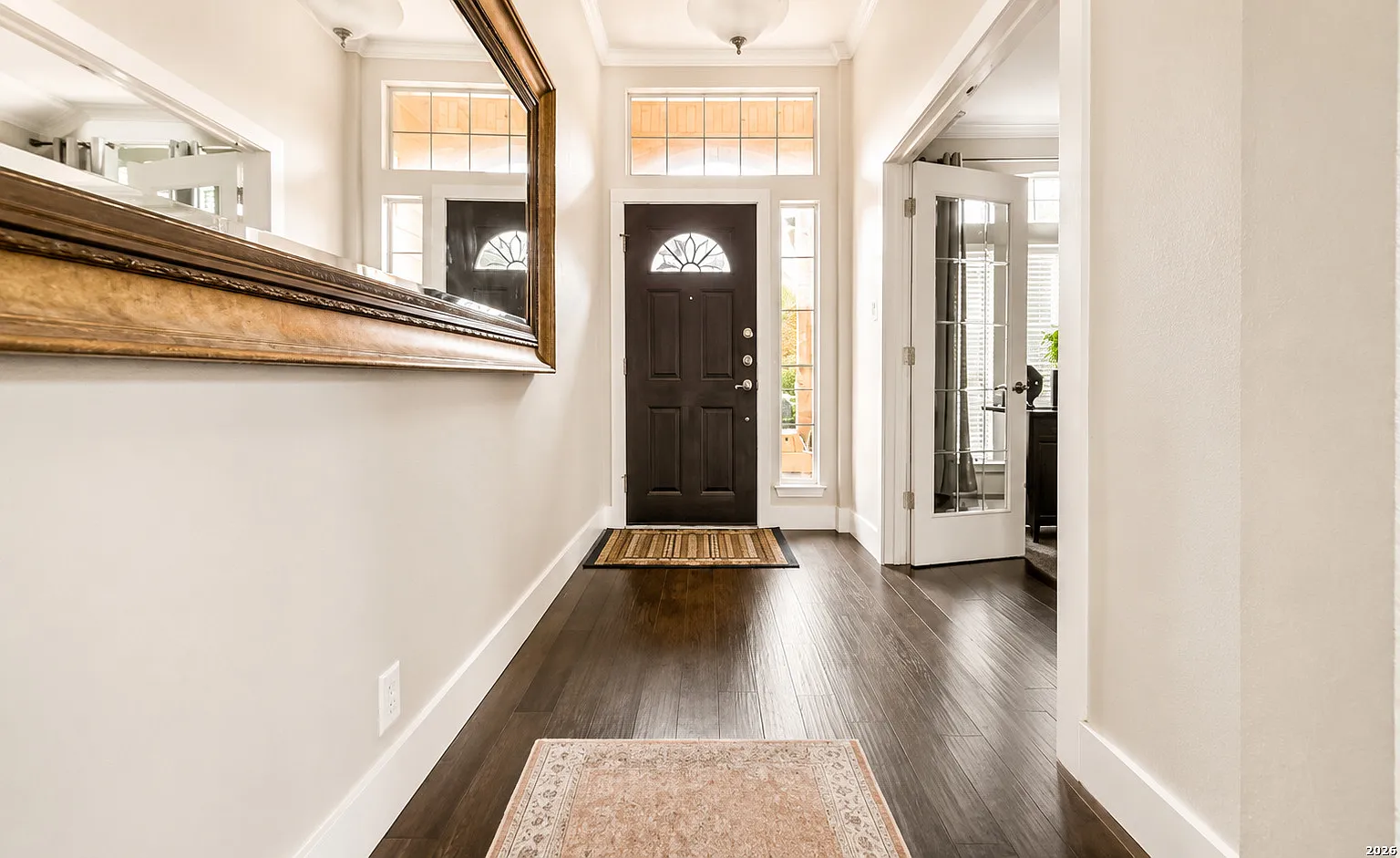3 bed, 2.0 bath, 2065 sqft, $2,500 — Photo 3