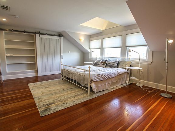 3rd image of 1482 Page St