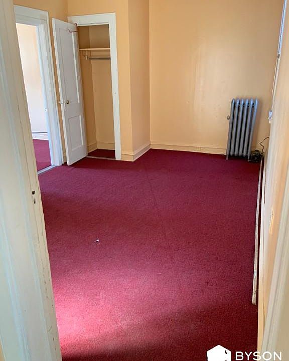 1st image of 21884 Hempstead Ave #2R