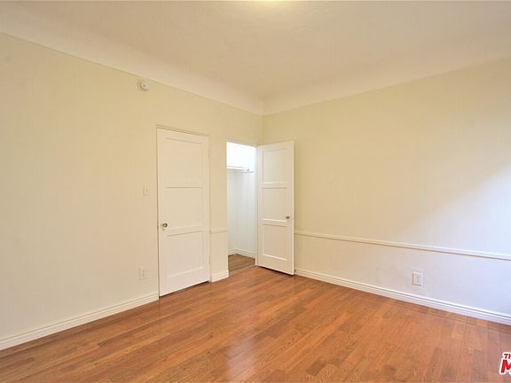 4th image of 822 S Holt Ave