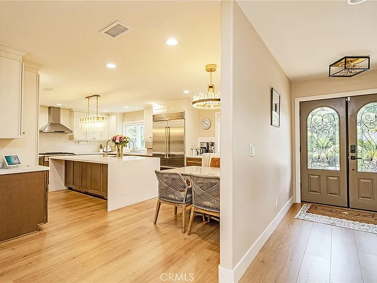 2220 Jose Way — Photo 10