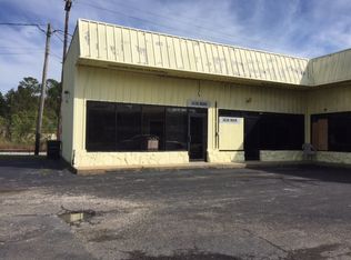 3636 Main St, Moss Point, MS 39563