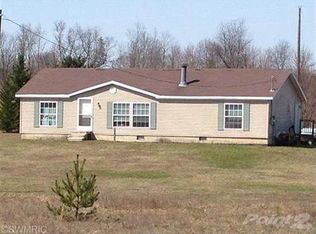8059 Newcomb Rd, Lakeview, MI 48850
