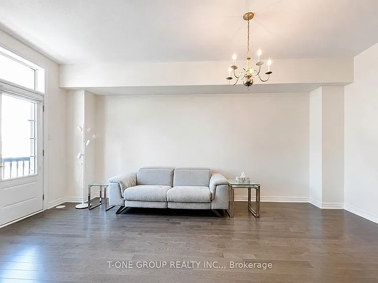 58 Campobello St — Photo 3