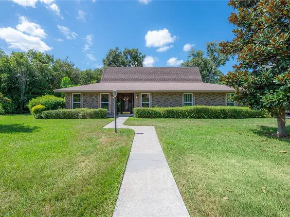 13313 Golf Crest Cir, Tampa, FL 33618