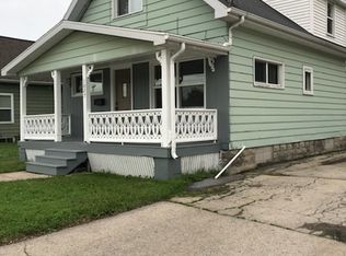 1027 W Wisconsin Ave, Appleton, WI 54914